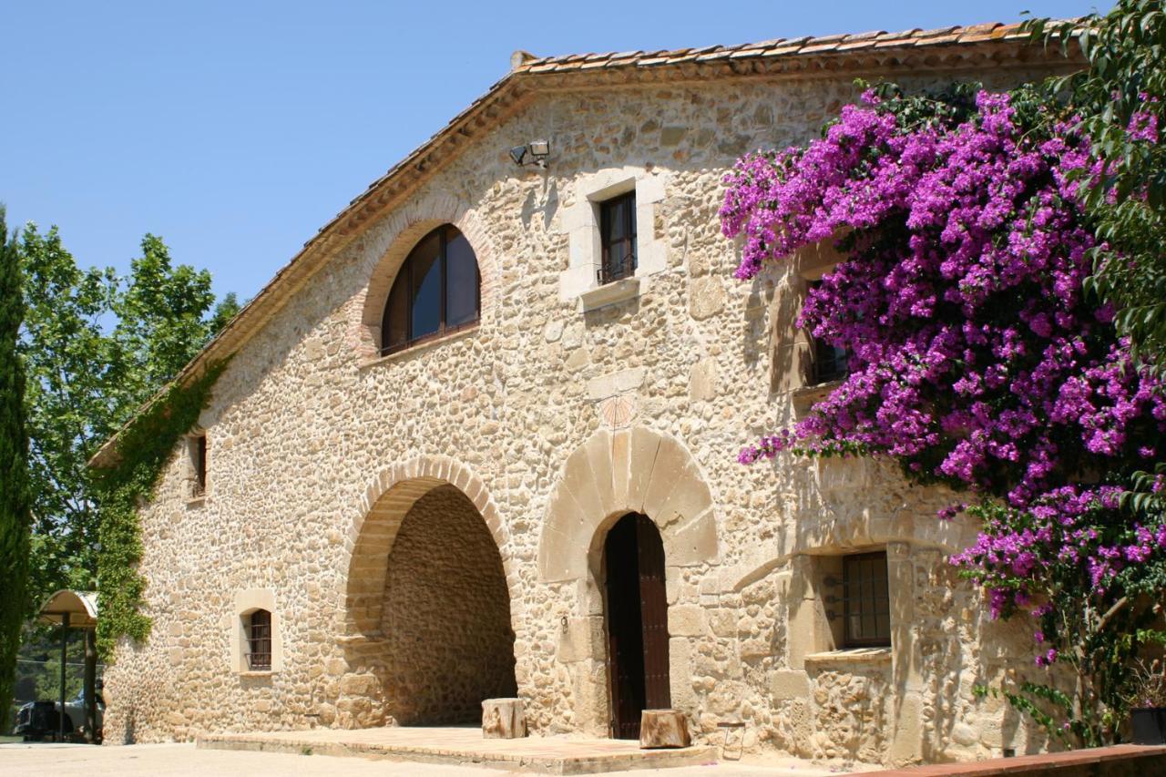 بيت شباب Mas Pages Sant Esteve De Guialbes المظهر الخارجي الصورة